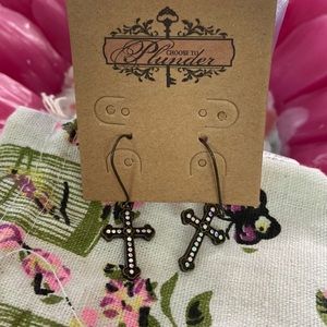 Plunder Cross Earrings!